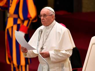 "En leid ons niet in bekoring": paus wil tekst van Onze Vader aanpassen