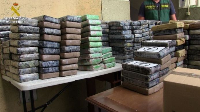 Een deel van de drugs die in beslag werd genomen in de haven van Valencia.