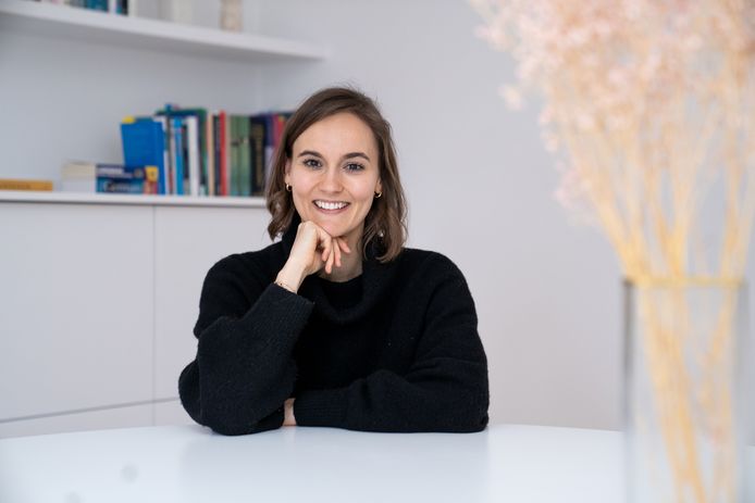 Maxime (30) organiseert leesclub voor kinderen met taalachterstand ...