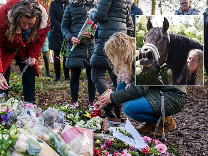 De bloemenzee voor de vermoorde Esmée van 14 aan de Melchior Treublaan in Leiden.