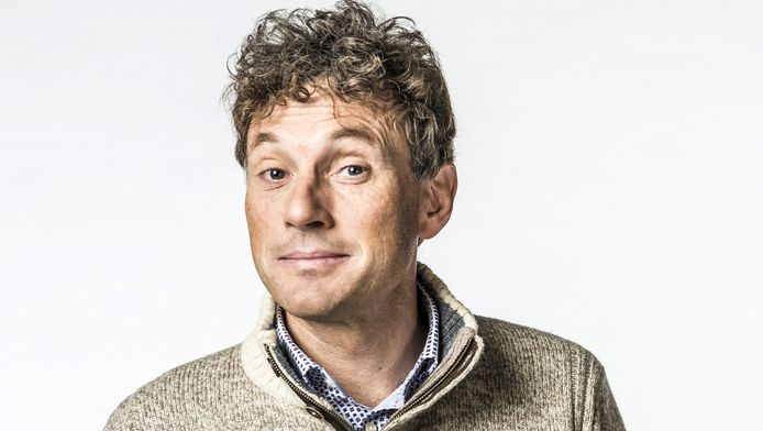 Voetbalcommentator Vandenbempt Vervangen Tijdens Club Anderlecht Na Genant Momentje Time Out Hln Be