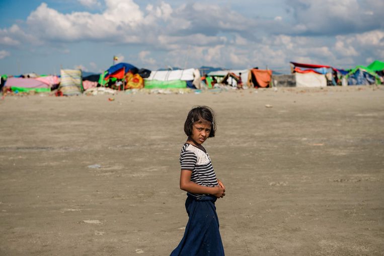 Vorig jaar vluchtten 620.000 Rohingya naar Bangladesh, waar ze in kampen als deze terecht kwamen. Beeld AFP
