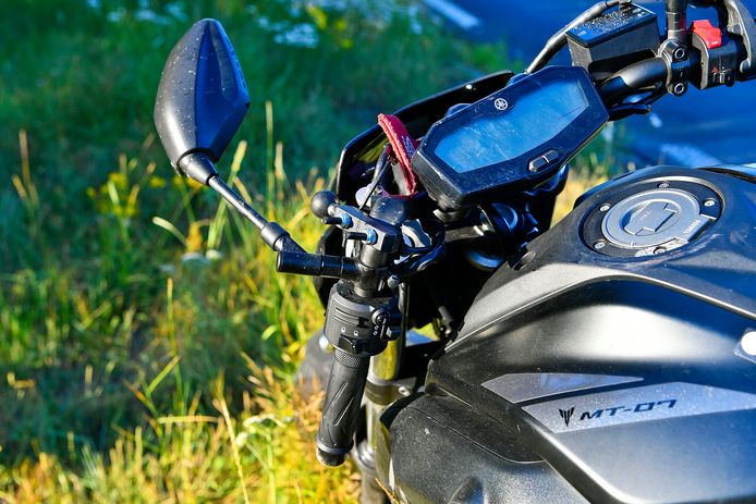 Motorrijder gewond na botsing op de Luikerweg bij Borkel en Schaft.