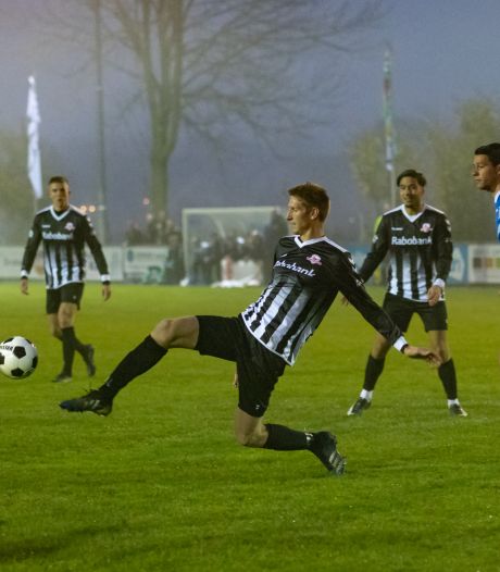 Voetbaloverzicht: DOVO neemt punt mee uit Sassenheim; Bennekom en Otterlo verder in de beker