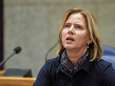 Minister Cora van Nieuwenhuizen zegt klachten Schiphol serieus te nemen 