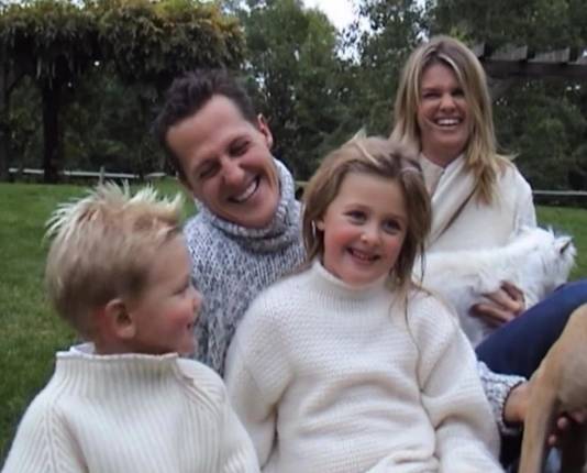 Michael en Corinna met de jonge Mick en Gina-Maria.