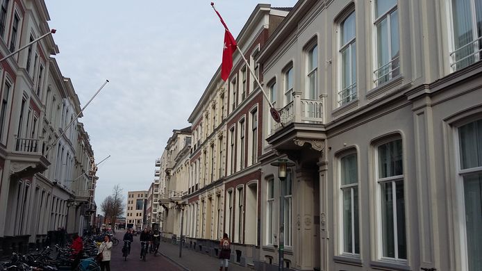 Turks Consulaat aan de Keizerstraat in Deventer.
