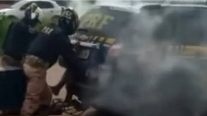 Woede in Brazilië na vergassen van psychotische zwarte man in achterbak politiewagen