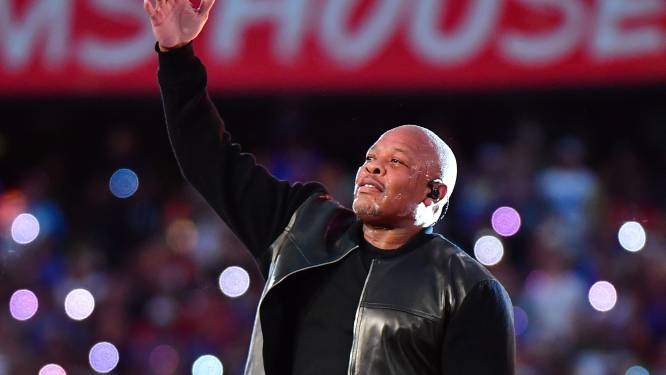 Still D.R.E. van Dr. Dre passeert een miljard views op YouTube