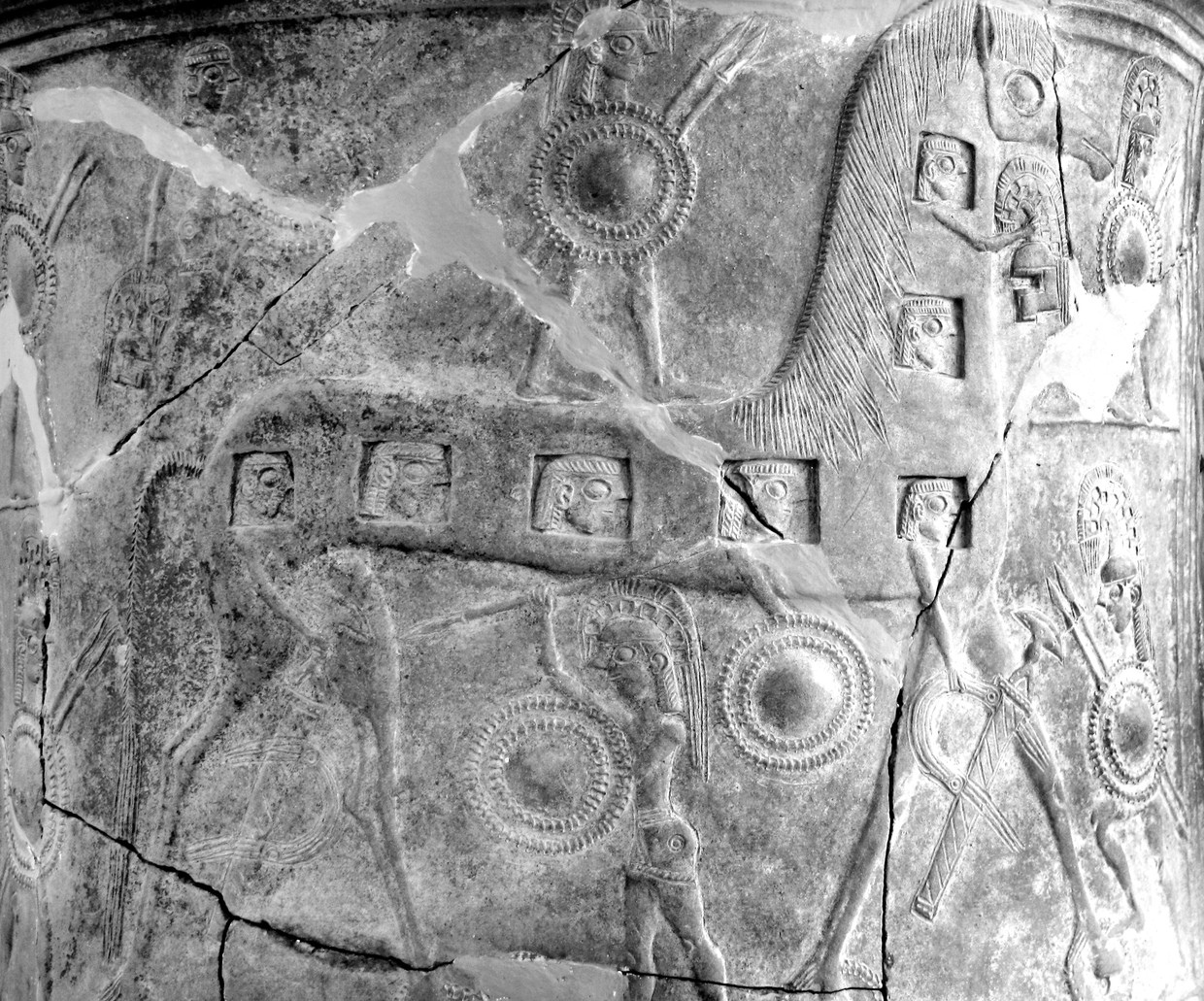 Afbeelding van het Trojaanse paard op een aardewerken vaas uit 670 voor Chr. Beeld TR Beeld