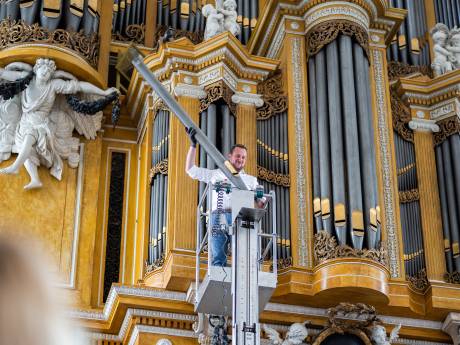 ‘Huizenhoog orgel’ van Arnhemse Eusebiuskerk moet 
na restauratie stoffig imago orgelmuziek doorbreken
