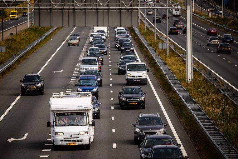 Verkeer op de A67.  Beeld ANP