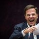 De negen levens van Mark Rutte: hoe de teflonpremier de dans telkens weer ontspringt