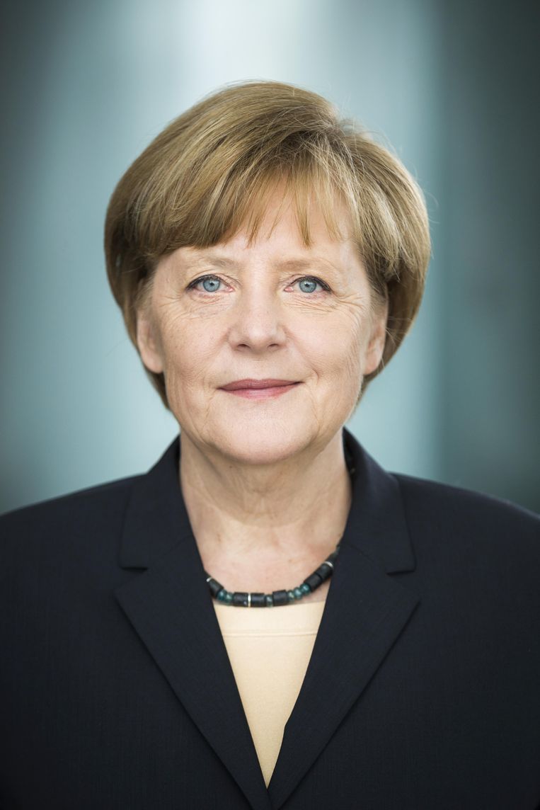 Angela Merkel, de achtste bondskanselier van Duitsland. Zonder blikken of blozen maakt Merkel zich de standpunten van haar tegenstanders eigen. Beeld RV