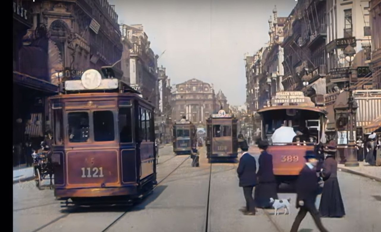 Het Brussel van 1908 kan je nu ook in kleur bewonderen. Beeld rv