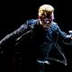U2 brengt eerbetoon aan prins Friso