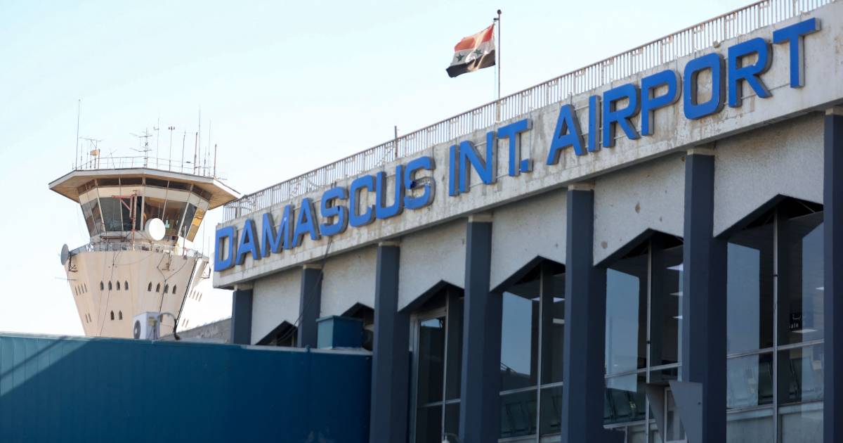 Quattro persone sono state uccise in un bombardamento israeliano all’aeroporto di Damasco  all’estero