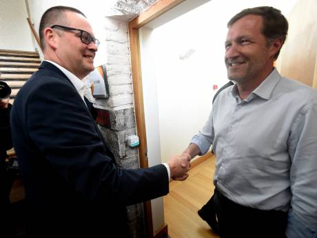 Le PTB double le MR en Wallonie, le Vlaams Belang en tête en Flandre