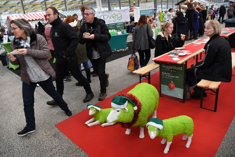 De VeggieWorld Winterfair, een groene kerstmarkt met plantaardig en duurzaam voedsel, 9 december 2017 in Vijfhuizen. Beeld Marcel van den Bergh / de Volkskrant