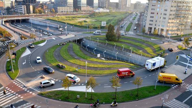 Grote rotonde bij het Eemplein wordt voor 23 miljoen euro een kruising met verkeerslichten