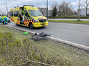 Fietser aangereden door auto op de Deurneseweg in Helmond.