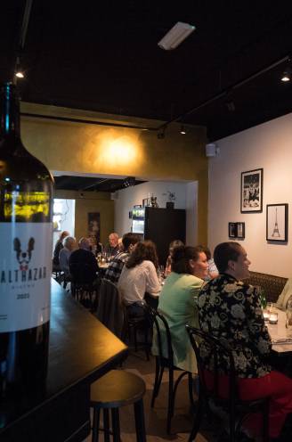 Bistro Balthazar in Wageningen is een sfeervol zaakje om wat te eten, maar ik mis de typische zure Franse mayo