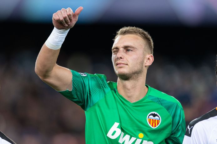 gemakkelijk heroïsch arm Cillessen wint bij rentree onder de lat met Valencia van negental Celta de  Vigo | Buitenlands voetbal | AD.nl