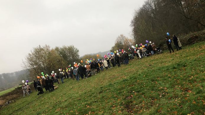 De politie en ANB onderzoeken een grote bijeenkomst van zondag aan de Koninklijke Loge in Groenendaal.