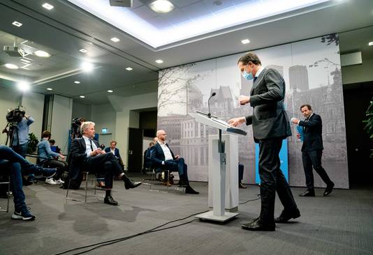 Minister-president Mark Rutte tijdens de persconferentie na afloop van de wekelijkse ministerraad.