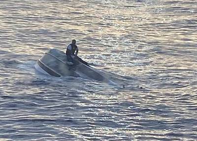 39 vermisten nadat boot kapseist ter hoogte van kust Florida, één man gered