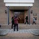 Twee arrestaties na mishandeling journalist op Urk, bestuur Sionkerk noemt journalisten ‘terroristen’