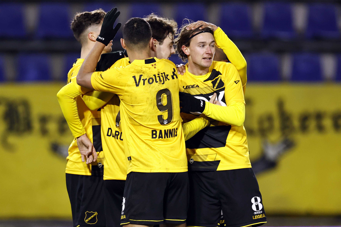 PSV in crisis boezemt cupfighter NAC