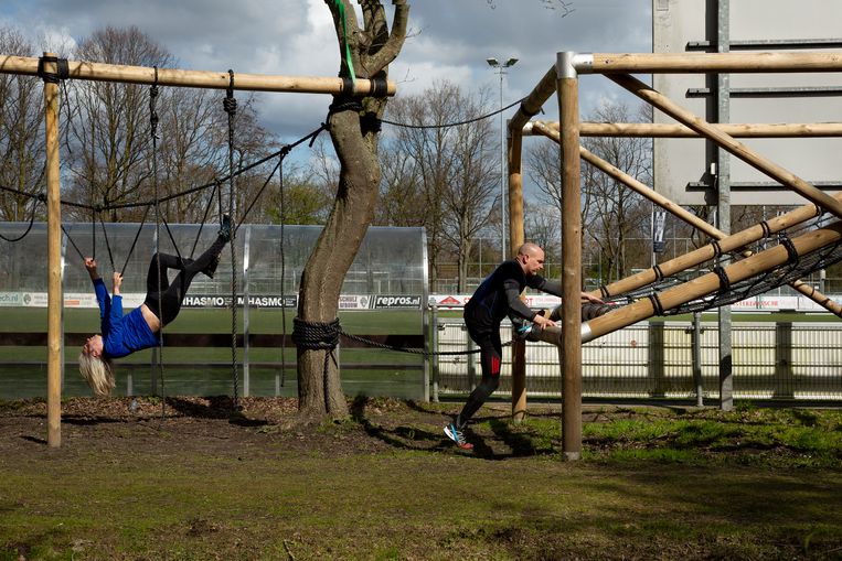 Bij Survival Club hoef je echt niet als een gek over de hindernisbaan