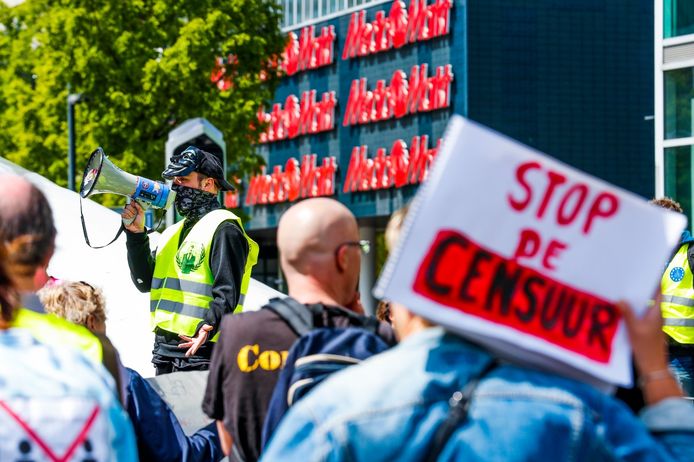 Demonstratie op het 18 Septemberplein in Eindhoven.