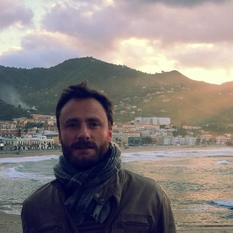 Olivier Vandecasteele, die opgesloten zit in Iran. Beeld RV