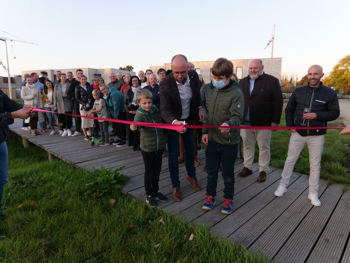 Eerste inwoners nemen intrek in woonerf Courtessem | Kortessem | hln.be