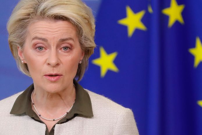 Ursula von der Leyen, voorzitter van de Europese Commissie, kondigde nieuwe maatregelen tegen de Russische invasie van Oekraïne aan.