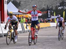 Giulio Ciccone troeft Primoz Roglic en Remco Evenepoel af in eerste bergrit Ronde van Catalonië