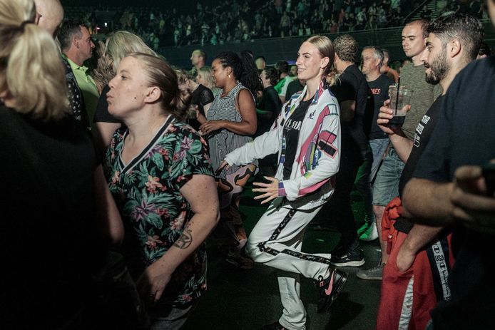 Strakke kleren bij ‘The Final Show’. “Anders gaan de stofjes alle kanten op, dat weet iedereen.”