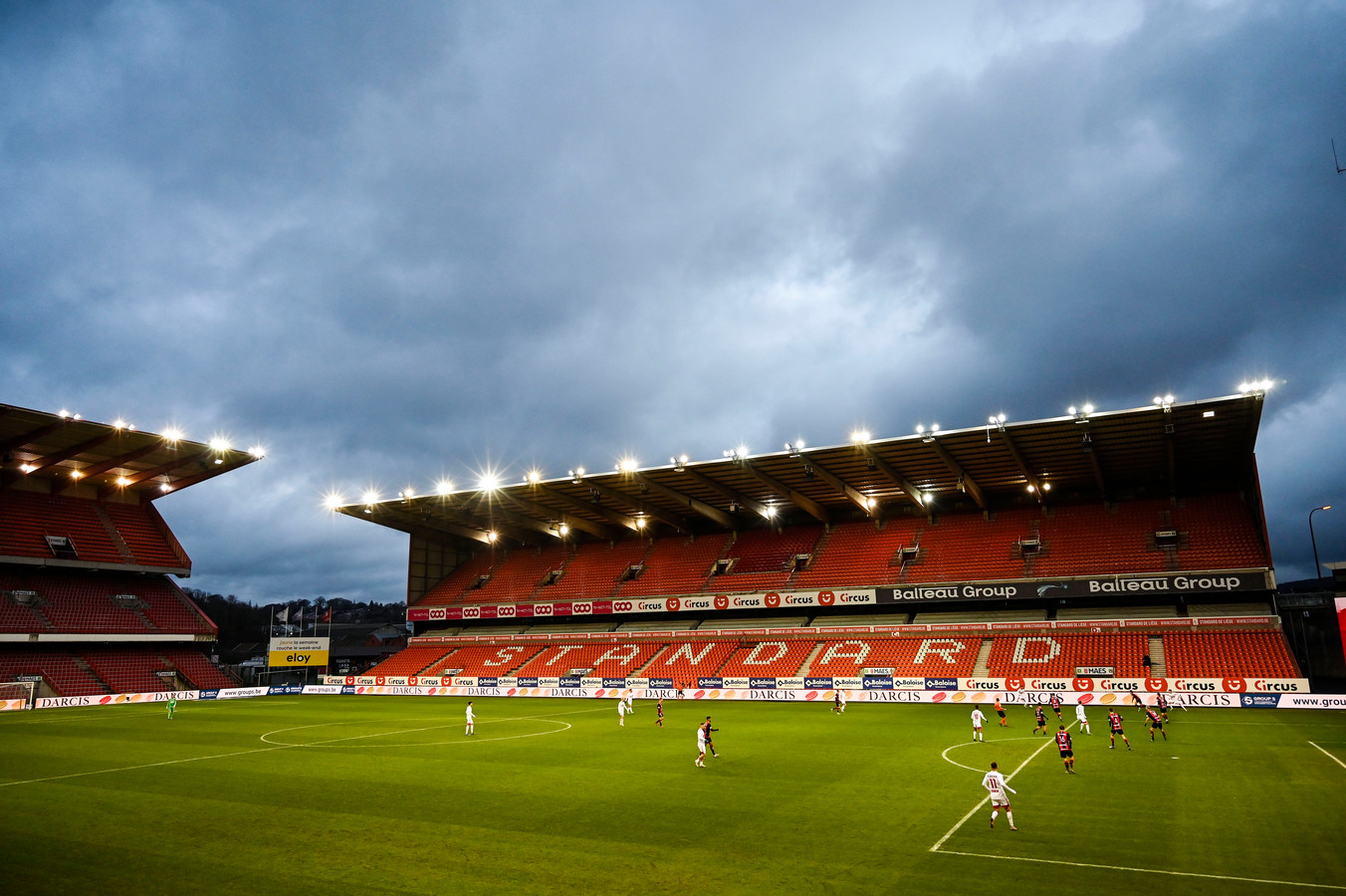 Deux Matches Huis Clos Pour Le Standard Voici Les Affiches 