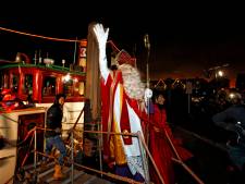 Hoek van Holland pakt oude traditie weer op: uitzwaaimomentje voor Sinterklaas