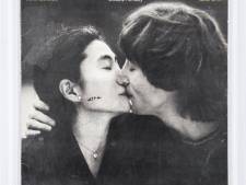 L’album que John Lennon a signé pour son assassin mis aux enchères