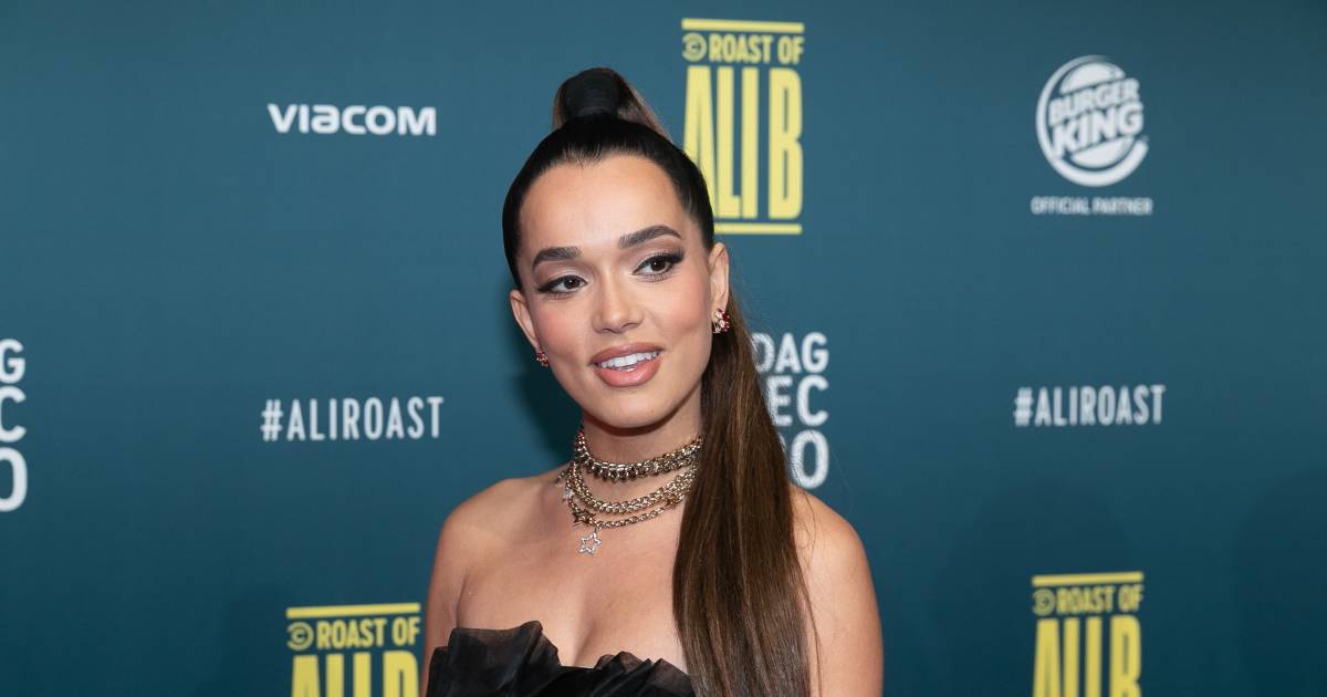 Bibi Breijman Twijfelde Over Borstvergroting Sleurde Waylon Mee Naar Kliniek Show Gelderlander Nl