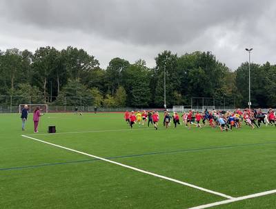 SC Gastel trapt jubileumweekend letterlijk en figuurlijk af op nieuwe kunstgrasveld