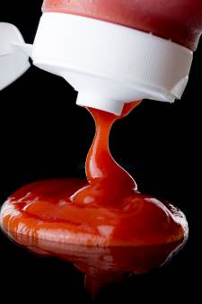 ‘Behulpzame buurman’ dreigt met plas bloed van ketchup en mesje voor deur: ‘Ben erin geluisd’
