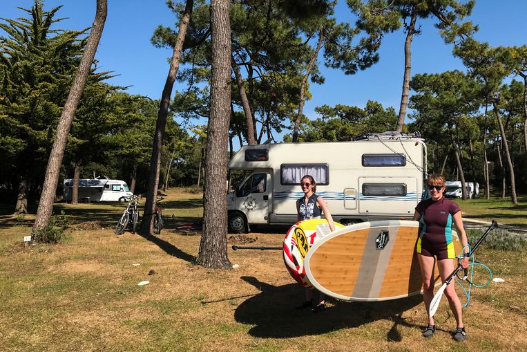 Toeristen op een camping in Île d'Oléron, vorig jaar april. Beeld Belga