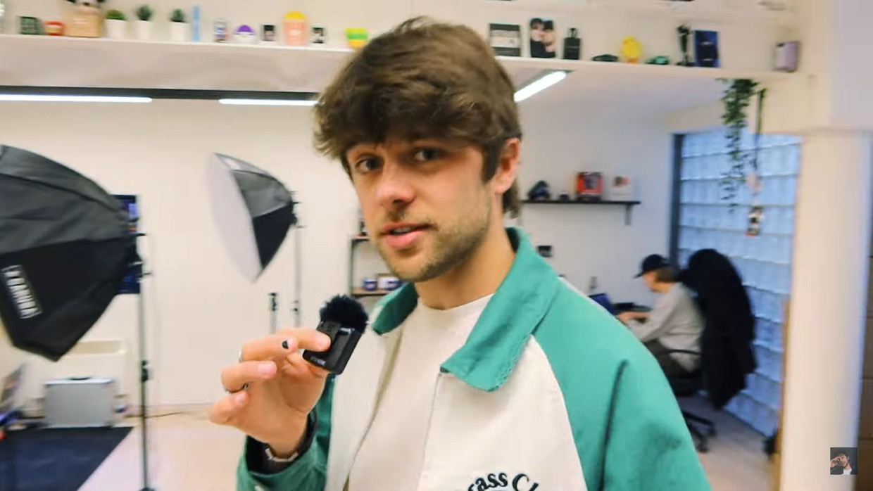 'Gossip Guy' Ender Scholtens Beeld YouTube
