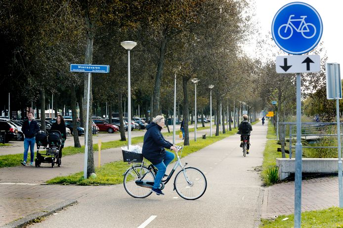Dit fietspad, dat de busbaan in Vleuterweide kruist, heet eerdaags het Annemiek van Vleuten-pad.