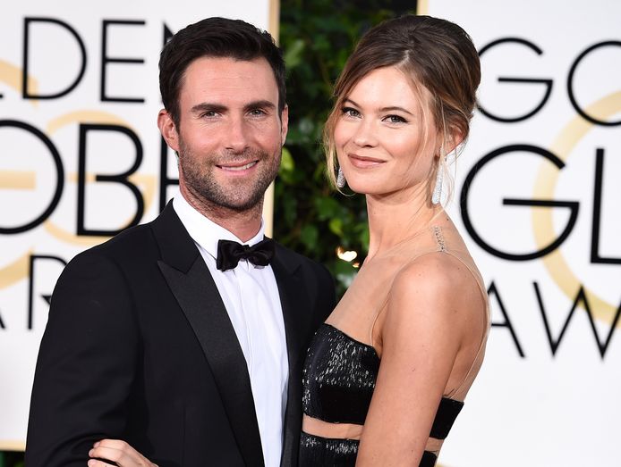 Adam Levine en zijn echtgenote Behati Prinsloo.