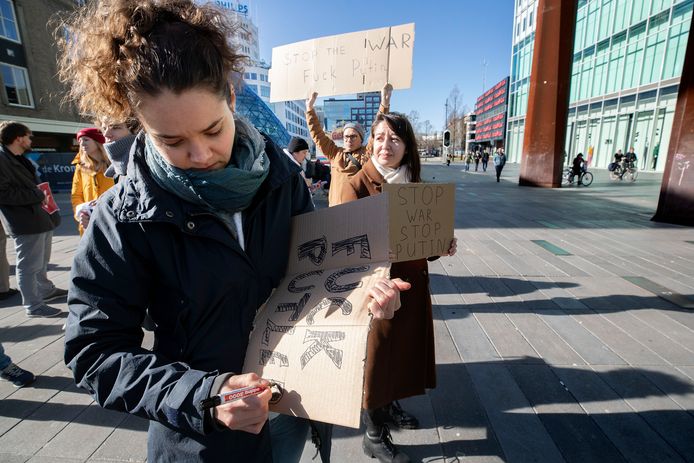 Ook donderdag werd in Eindhoven gedemonstreerd tegen de Russische invasie.